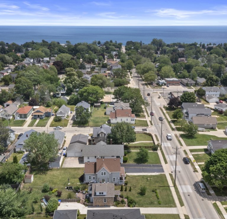 Buying a Home in Kenosha Buying a Home in Kenosha, selling a home in kenosha, real estate agent near me, real estate agency in kenosha